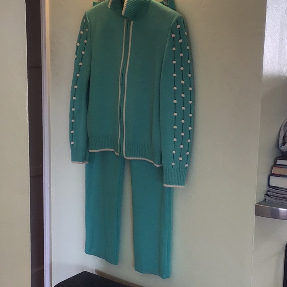 St. John two piece knit outfit